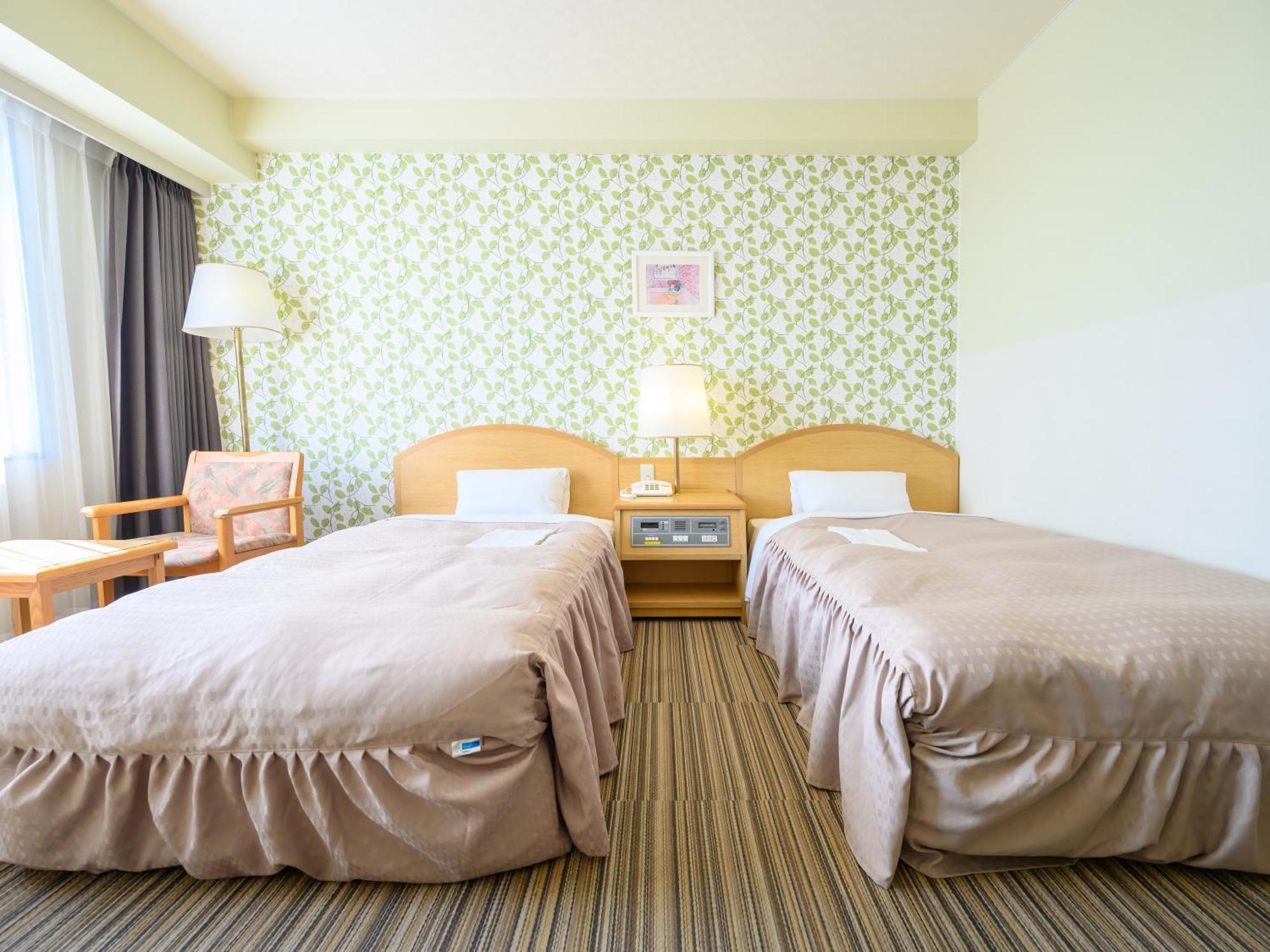 Hotel Green Park Suzuka Bagian luar foto