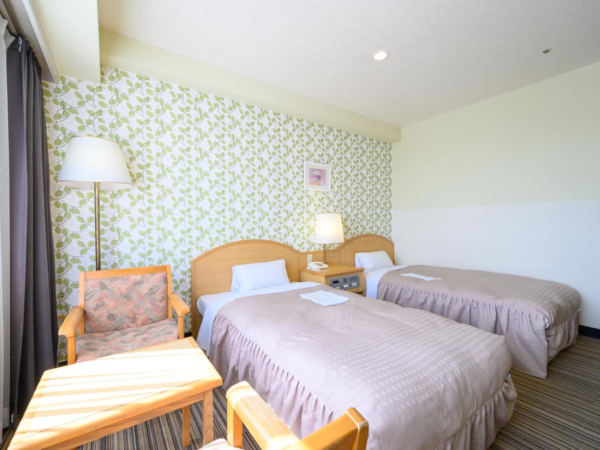 Hotel Green Park Suzuka Bagian luar foto
