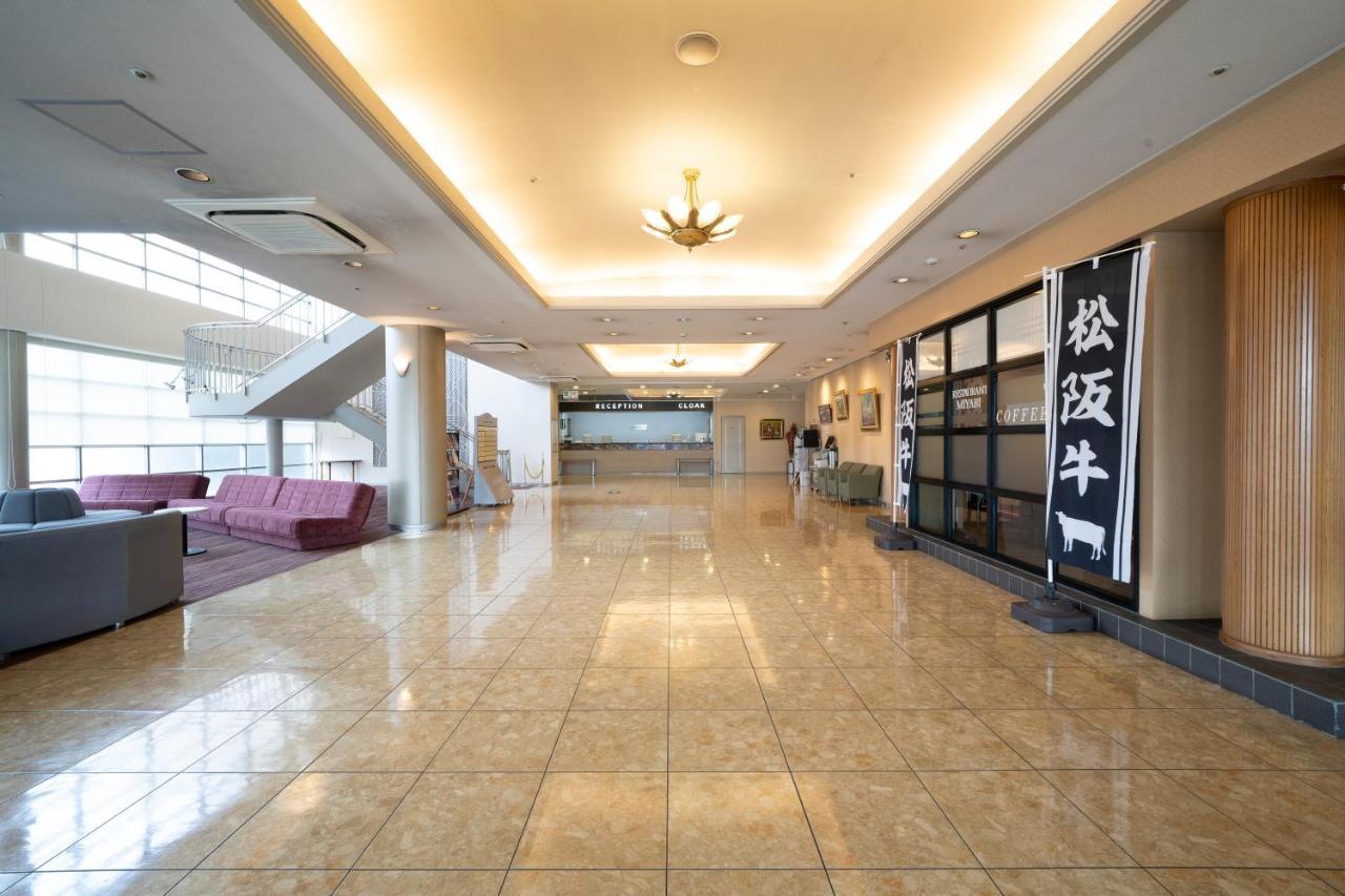 Hotel Green Park Suzuka Bagian luar foto